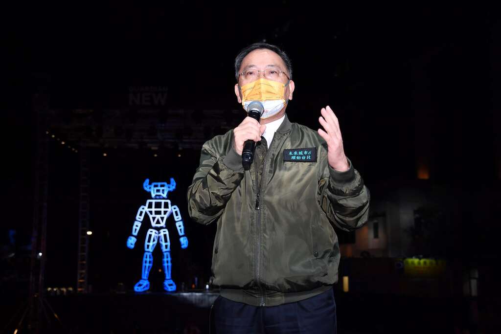 臺北市政府副市長蔡炳坤出席2021台北燈節舉辦試燈活動，活動即將於本月17號登場