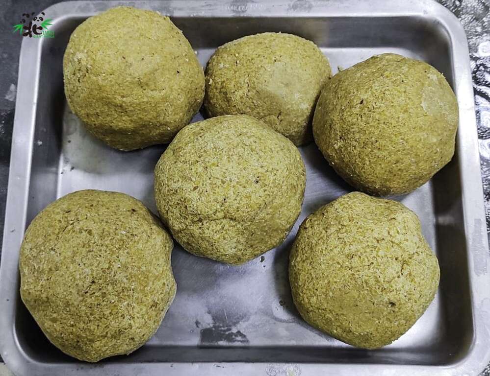 保育員精心調製了低脂、低糖、低鹽且提高蛋白質含量的「減重窩窩頭」給「圓仔」