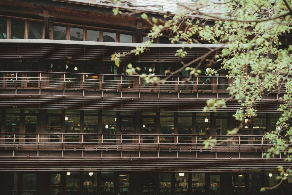 张清华认为，除了推广绿色建筑之外，营造整体绿色环境，有助於打造永续与自然共存的绿色城市。（摄影／张晋瑞）