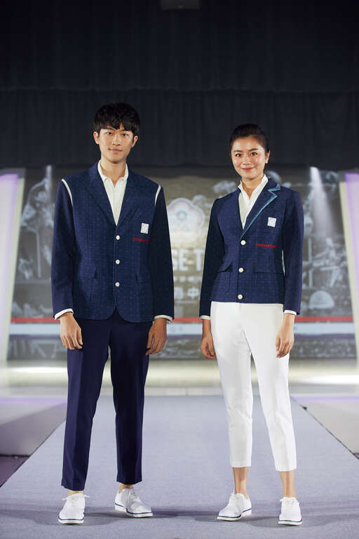 东京奥运中华队的进场团服，是由周裕颖以回收尼龙布再制而成的布料制作。（摄影／JUST IN XX）