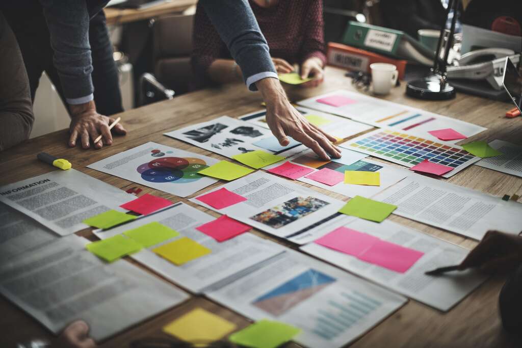 用社会设计的创意 重新架构生活(图／RAWPIXEL LTD)
