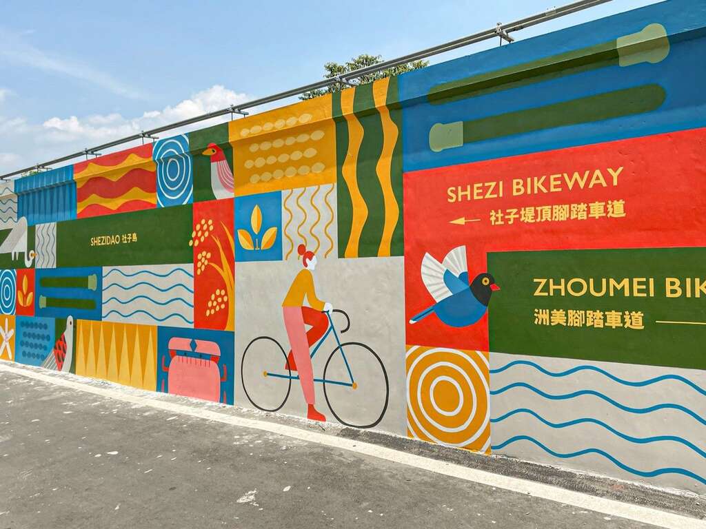 堤壁新作位於百龄左岸河滨公园自行车道入口处旁(图片来源：台北市政府工务局水利工程处)