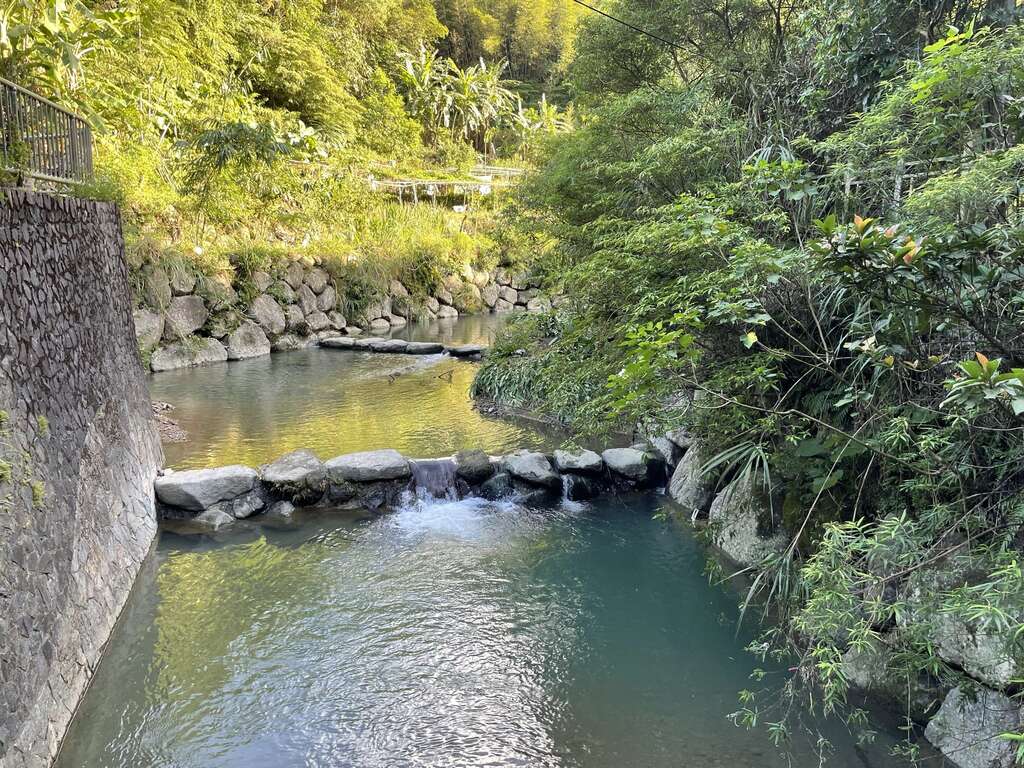 清澈的溪水(圖片來源：臺北市政府工務局大地工程處)