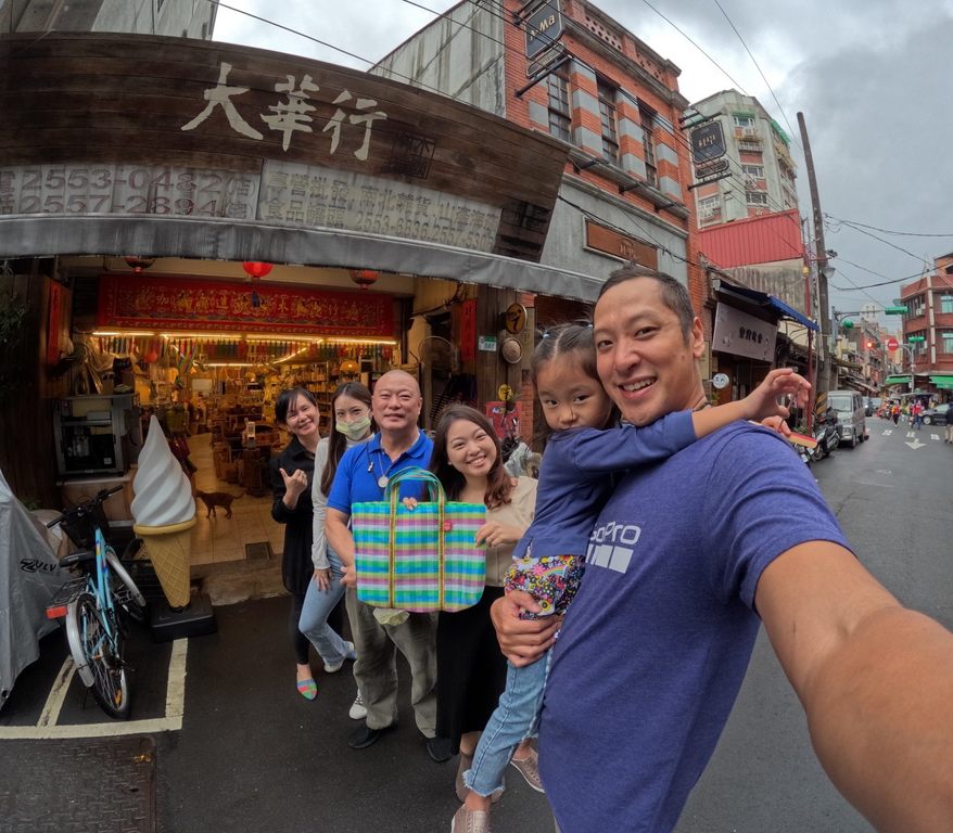 GoPro大使Johnny Lo带着小孩踩点大华行-竹木造咖借问站