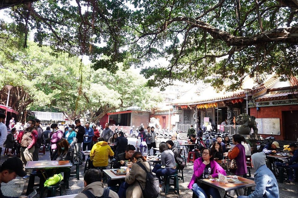 早晨旧城区品嚐台北老滋味，一碗热汤或饭面，开启活力满满的新年(图片来源：台北市政府观光传播局).JPG
