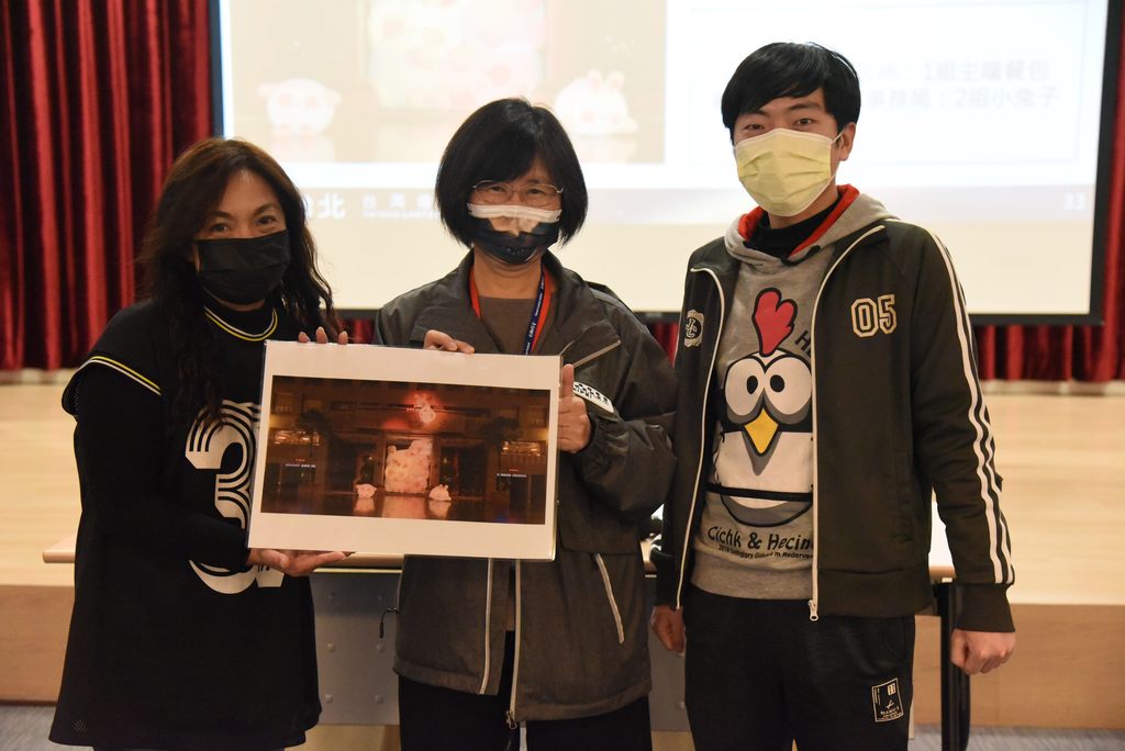 观传局灯会展品媒合过程顺利，认养率近9成