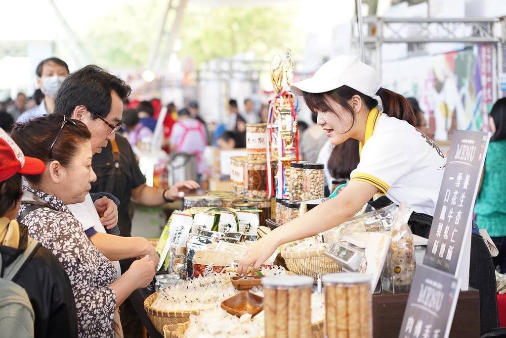 「台北传统市场节」摊商展现特色魅力(产业局市场处提供)