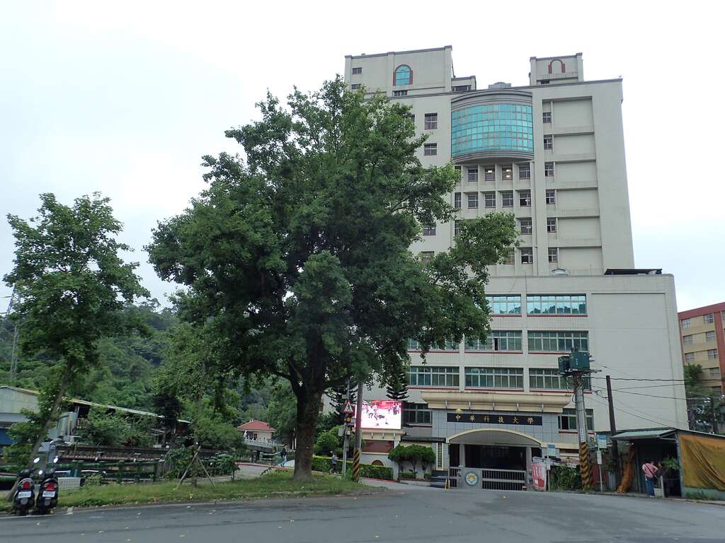 集合點--中華科技大學門口綠地。(圖片來源：臺北市政府工務局大地工程處)