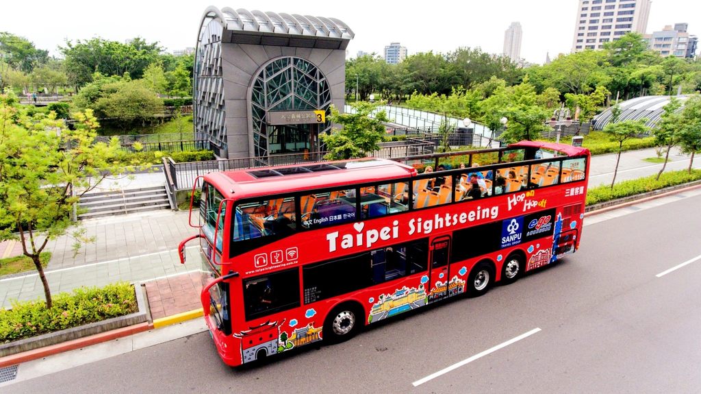 臺北市雙層觀光巴士照片