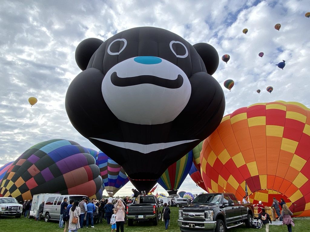 熊赞热气球今年将首度前往欧洲宣传台北市，图为去(111)年前往美国参加阿布奎基热气球嘉年华。
