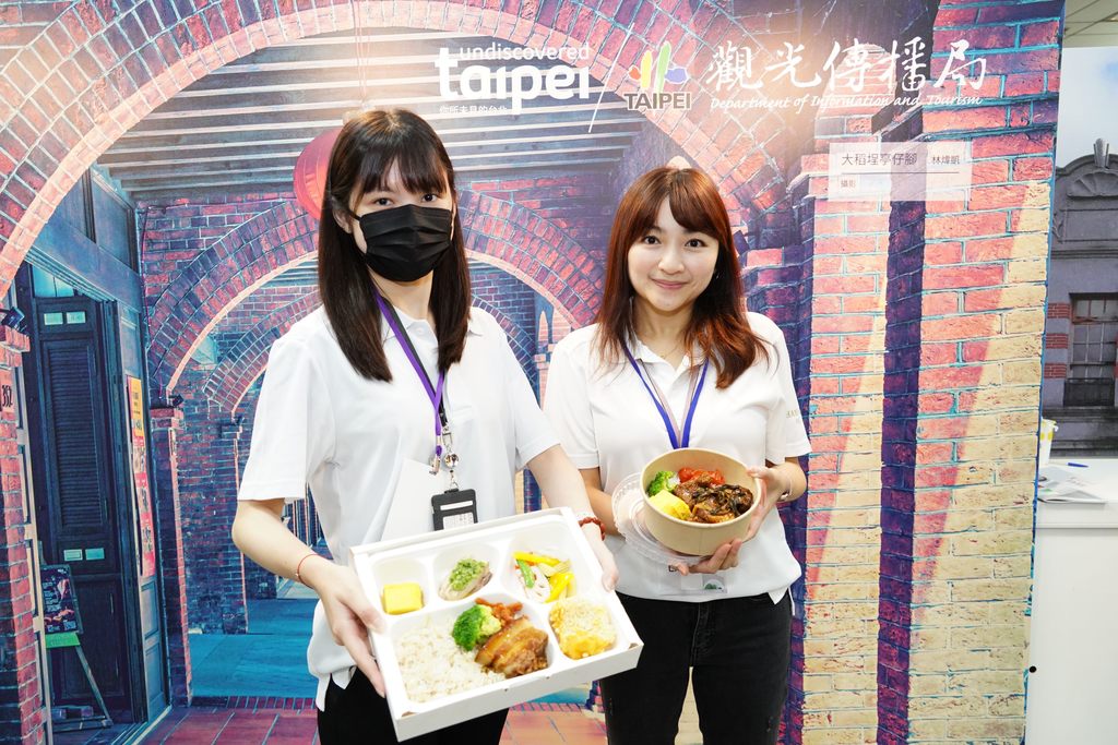 來自漢普頓酒店全新餐廳「柒洋樓」，推出2款「私廚鐵道便當」。