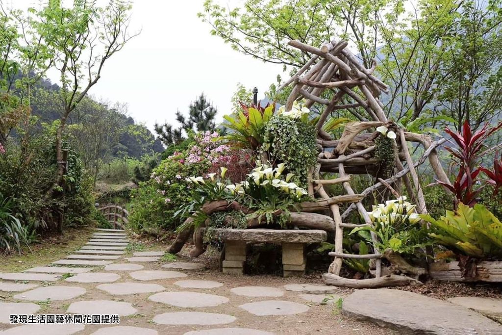台灣好行~北投-竹子湖線C款套票可兌換「發現生活園藝休閒花園」無土栽培室內盆栽(圖片來源：臺北市政府觀光傳播局)