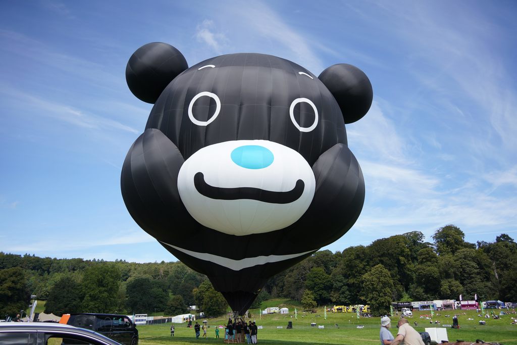 台北熊赞热气球首次参加英国布里斯托国际热气球节。(图片来源：台北市政府观光传播局)