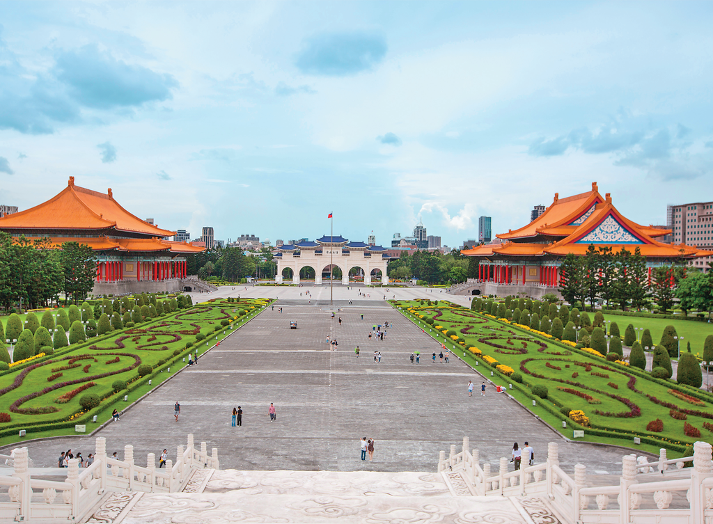 人文带路寻旅中正 01