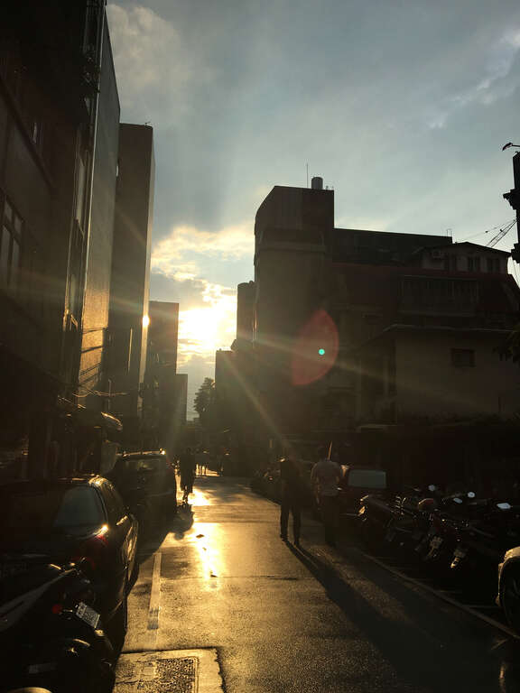 P48-51#写真 也把镜头外的感觉拍下来-敦化南路一段177巷@吴声玟