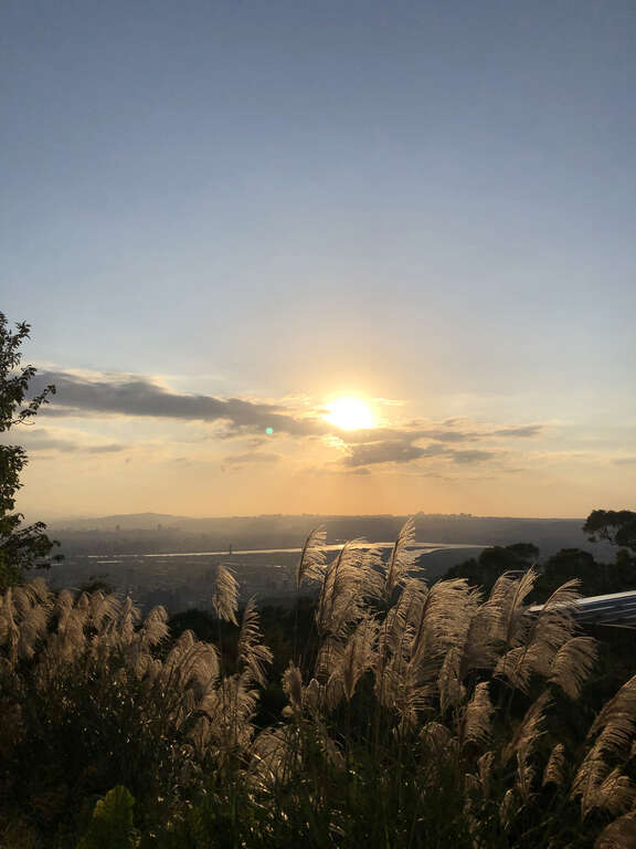 P48-51#写真 也把镜头外的感觉拍下来-中国文化大学後方@吴声玟