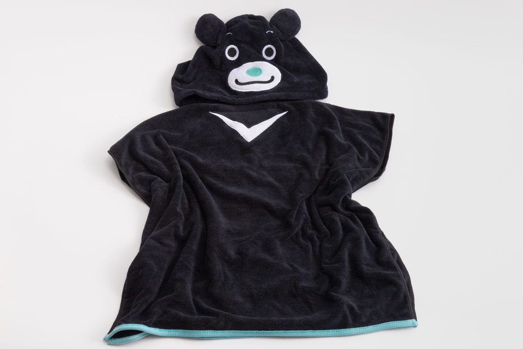 熊赞连帽浴巾(图片来源：台北市政府观光传播局)