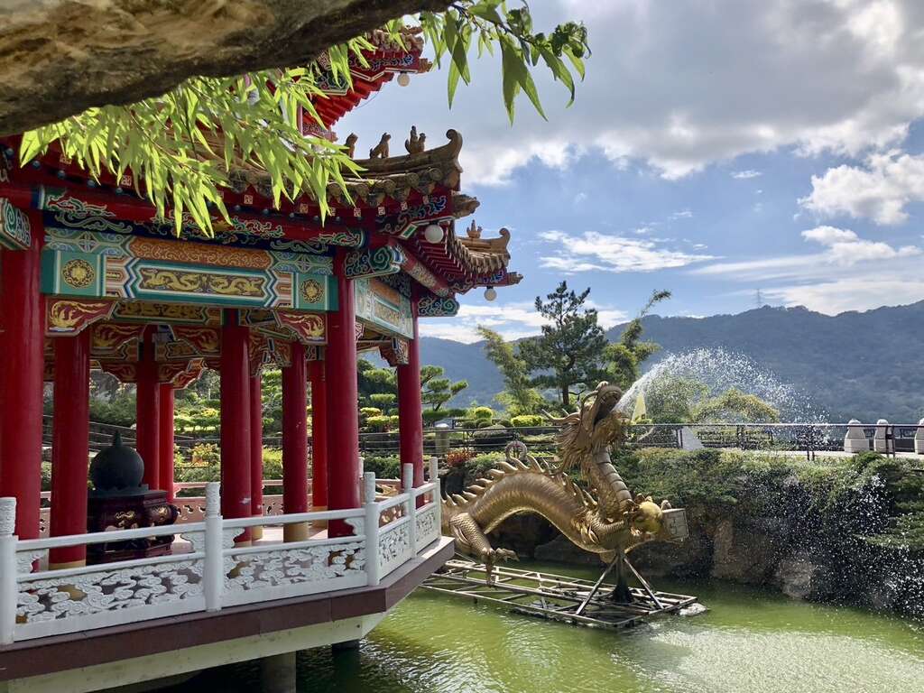 迎仙亭金龙喷泉(图片来源：台北市政府工务局大地工程处)