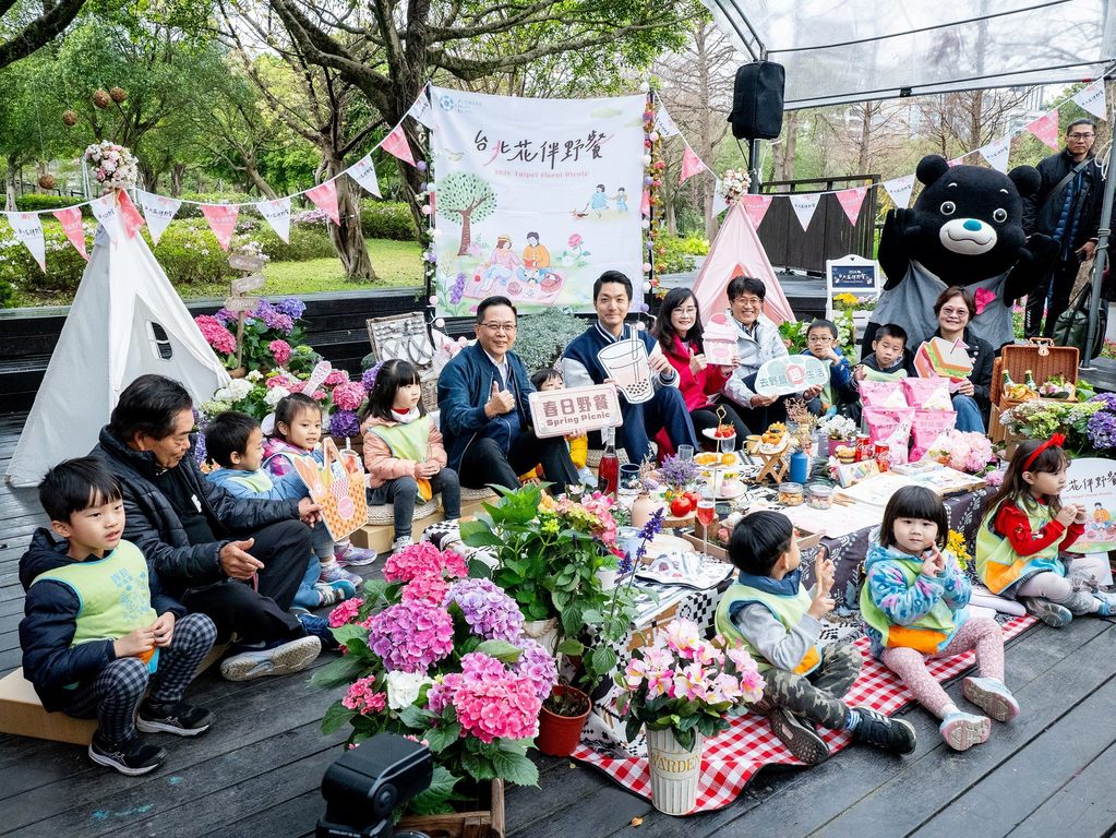 「2024台北花伴野餐」與多家民間業者合作，好玩又好逛，歡迎大家3月16日一同來感受野餐的幸福氣氛!(圖片來源：臺北市政府觀光傳播局)