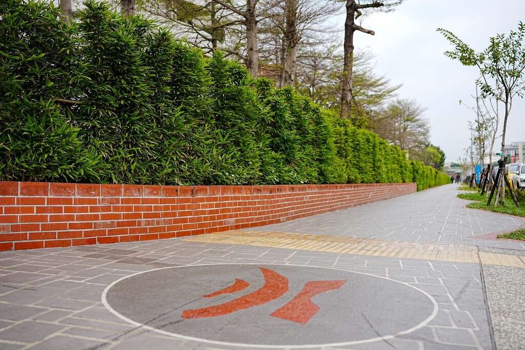 新種滿流蘇樹的特色大道(圖片來源：臺北市政府工務局衛生下水道工程處)