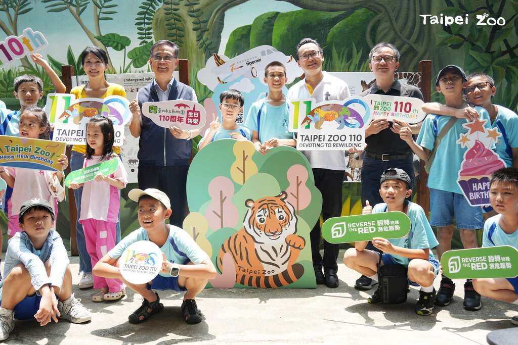 台湾虎航这次也为马来虎的到来献上祝福，并持续支持动物园的各项保育工作(图片来源：台北市立动物园)
