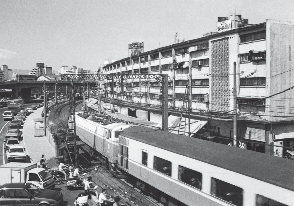 1988年中华商场。（摄影／杭大鹏）