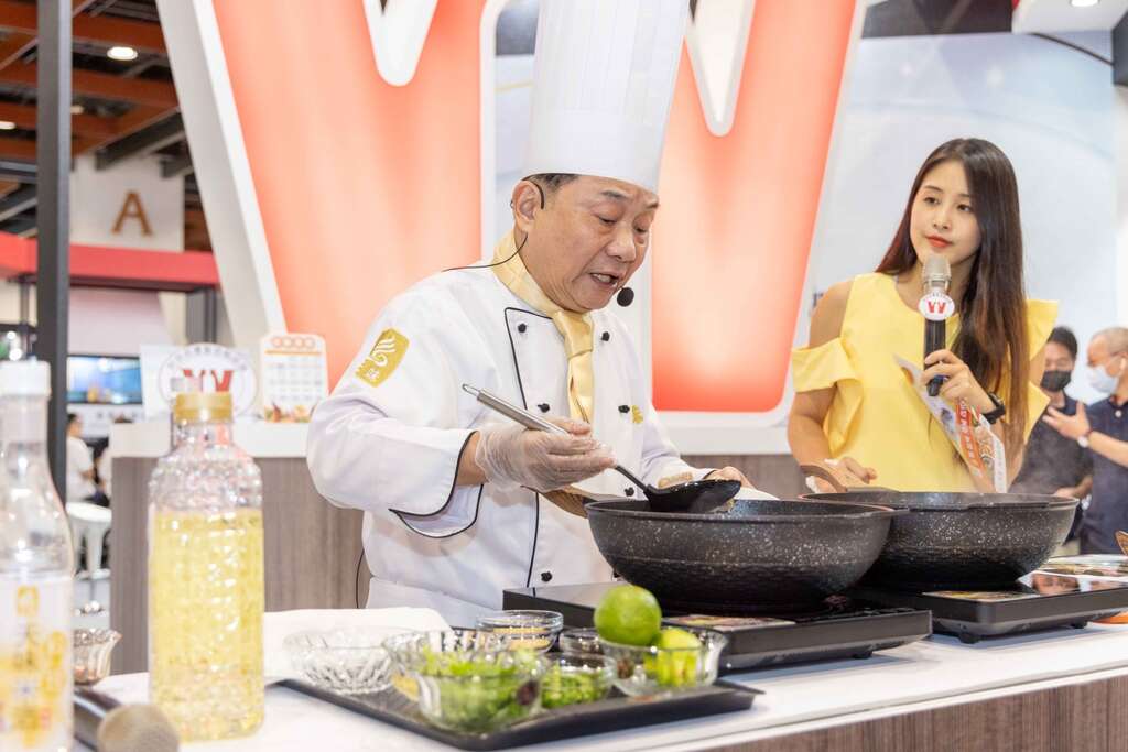 知名主廚邀你現場學做菜，發現新的味覺體驗，機會難得饕客必學搶先卡位(圖片來源：臺北市政府觀光傳播局)