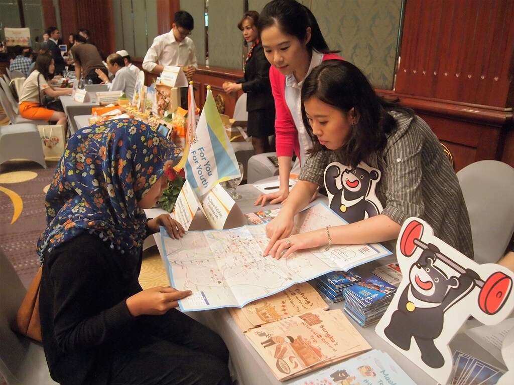 為拓展東協十國及穆斯林旅遊市場，臺北市觀光傳播局今年首次赴印尼泗水參加觀光推廣會