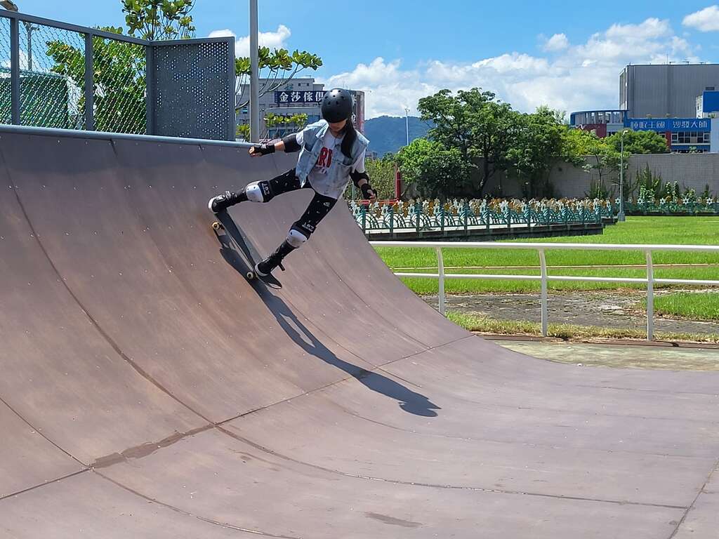 內湖運動公園極限運動設施，歡迎極限運動迷來挑戰！(圖片來源：臺北市政府工務局衛生下水道工程處)