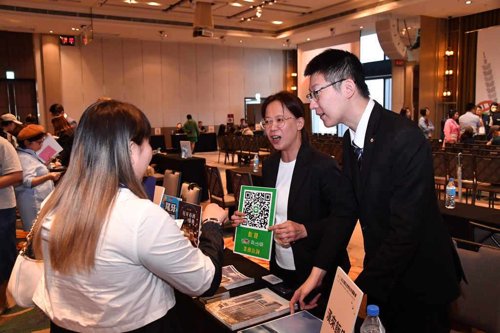 鼓励送客方案说明会现场邀请饭店业者与旅行业者交流，期盼一同带动观光效益。(图片来源：台北市政府观光传播局)
