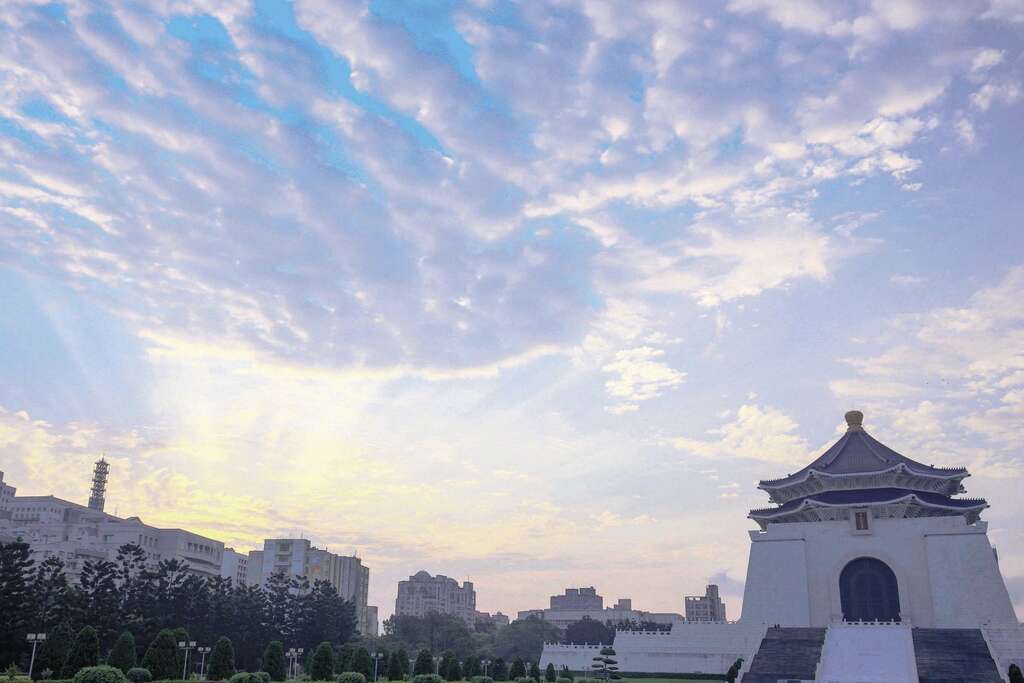 1030426_中正纪念堂_潘俊霖摄 (26_opt.jpg