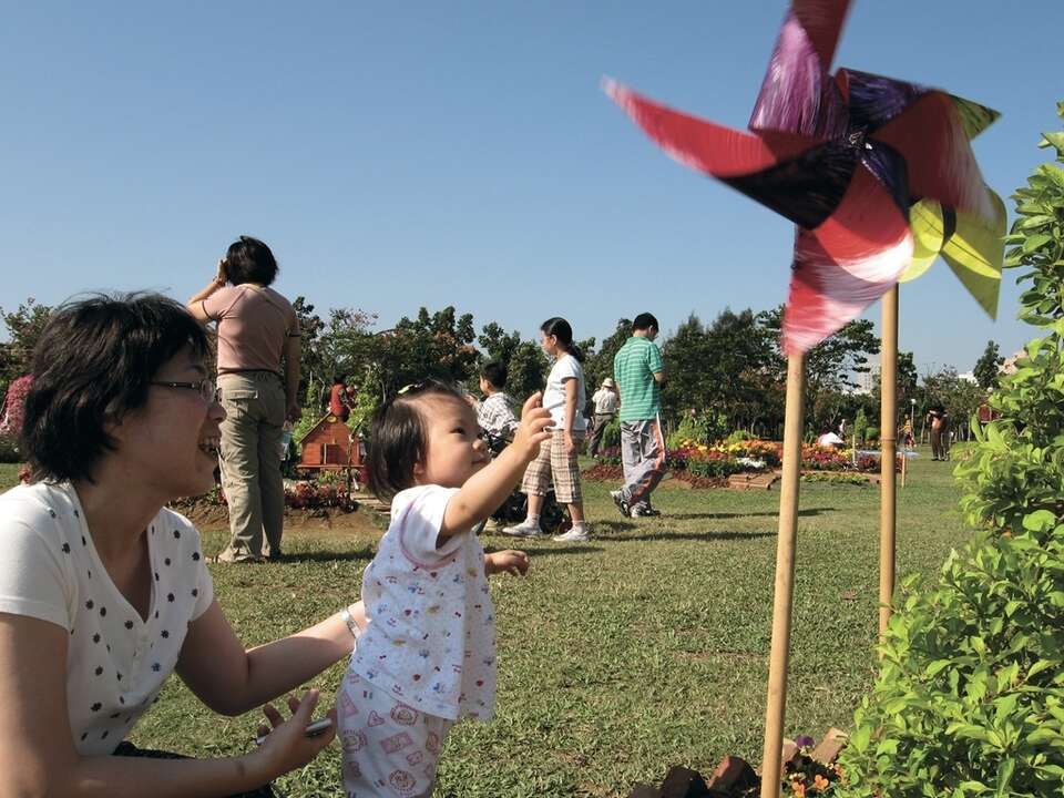 李得全表示，目前闲置的公有土地可规划为公园，以达到服务市民的目的
