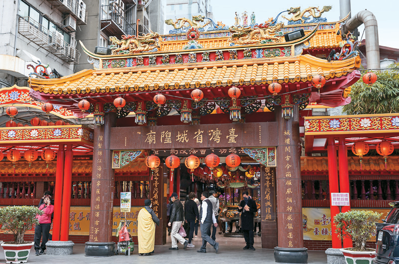 台湾省城隍庙为城中一带重要的信仰中心