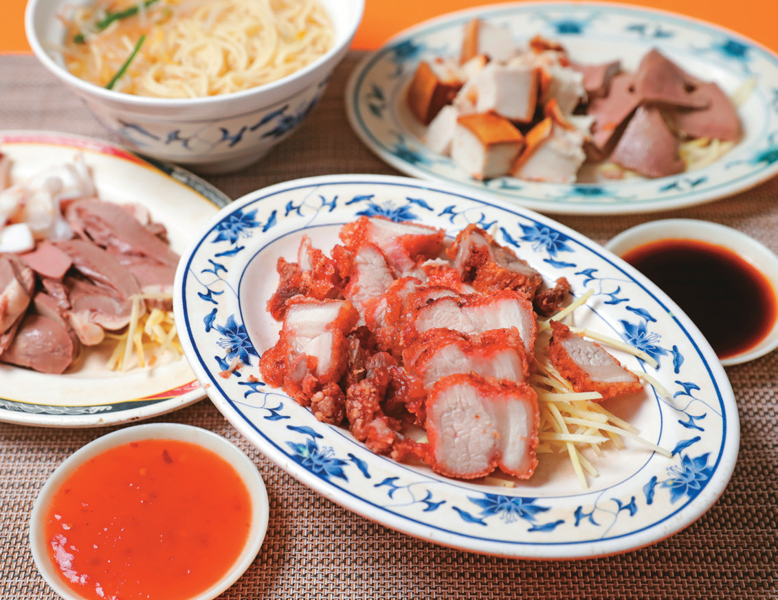 「賣麵炎仔」的紅燒肉、黑白切和切仔麵