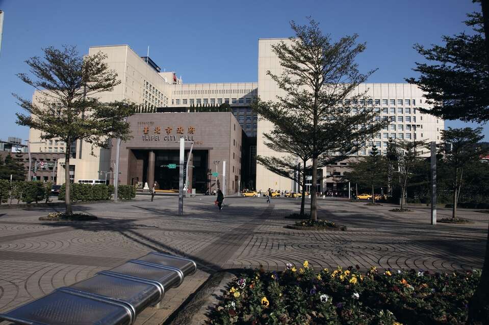 台北市政大樓從8年前開始推動各項節電措施 台北市政大樓從8年前開始推動各項節電措施