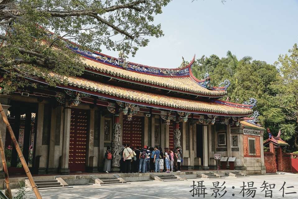 孔庙建筑呈现闽南风格的特色。
