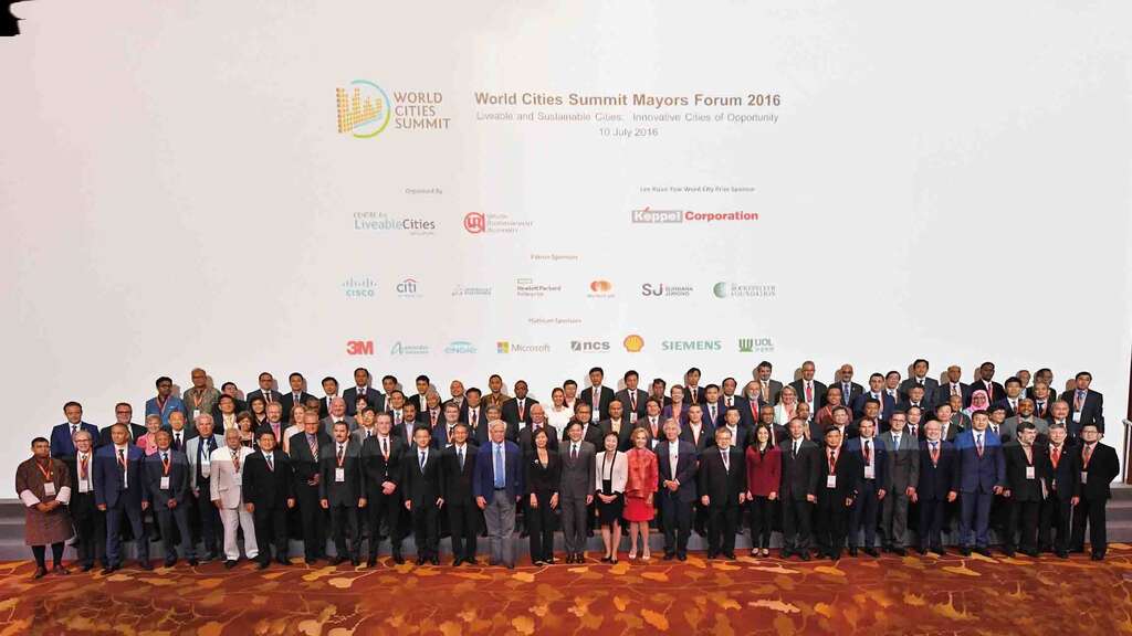 第5届世界城市高峰会（World Cities Summit, WCS）暨第7届市长论坛（Mayors Forum）於新加坡举办，超过百位市长与会。（图／世界城市高峰会官网提供）
