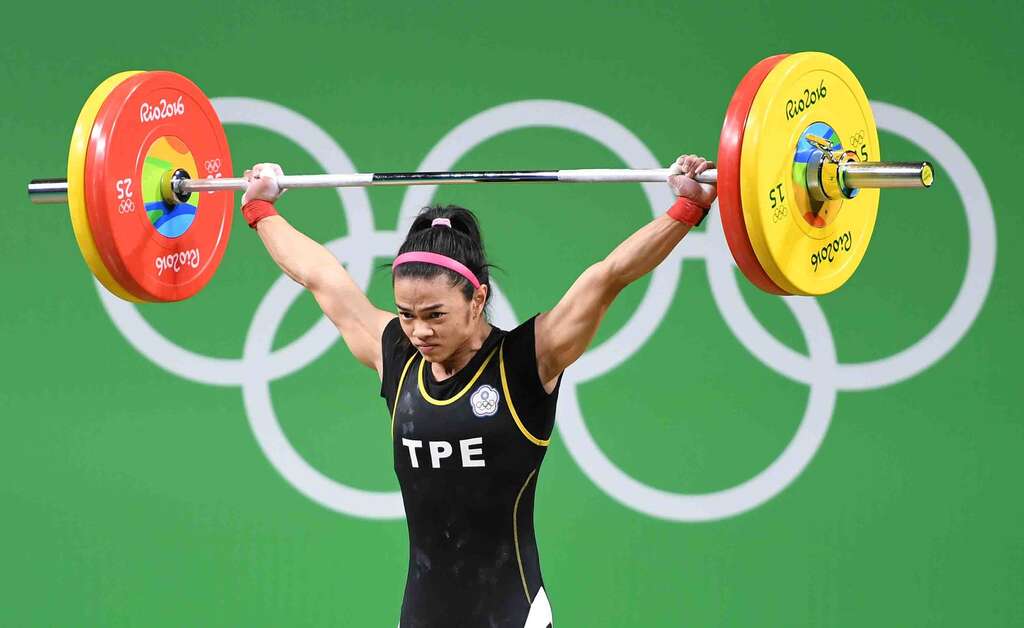 許淑淨在2016里約奧運舉出金牌的好成績。（圖／中央通訊社提供，張新偉攝）
