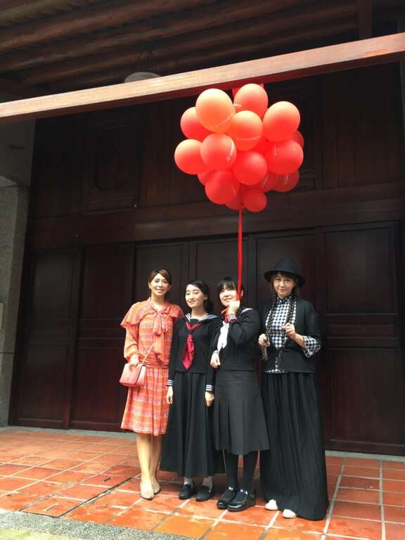 民眾變裝1920年代女學生
