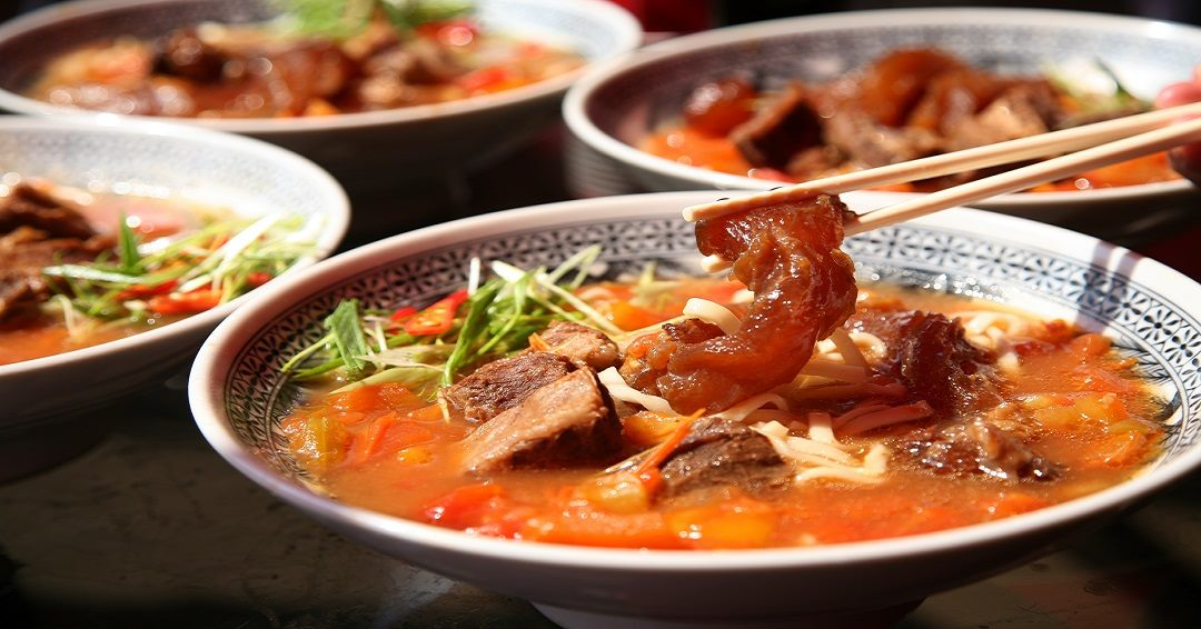 台北市拥有丰富多样的文化特色和美食魅力，让旅客轻松享受多种风味(图片来源：台北市政府观光传播局)