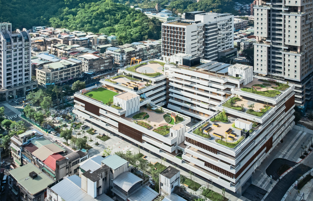 2P28-31 風格-2 @蕭力仁建築師事務所–廣慈博愛園區配合周邊地理環境規畫，園區內的綠帶可延伸至四獸山。