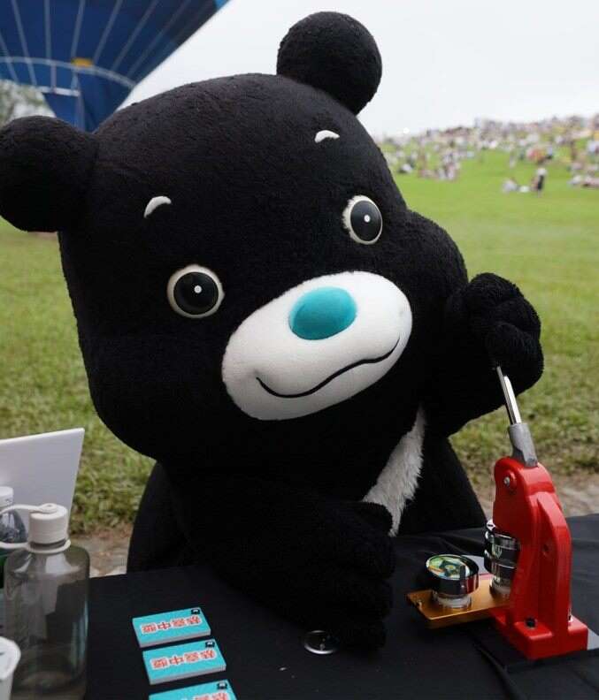 新フォトスポットに注目！巨大「熊讚Bravo」バルーンと「熊讚Bravoハウス」