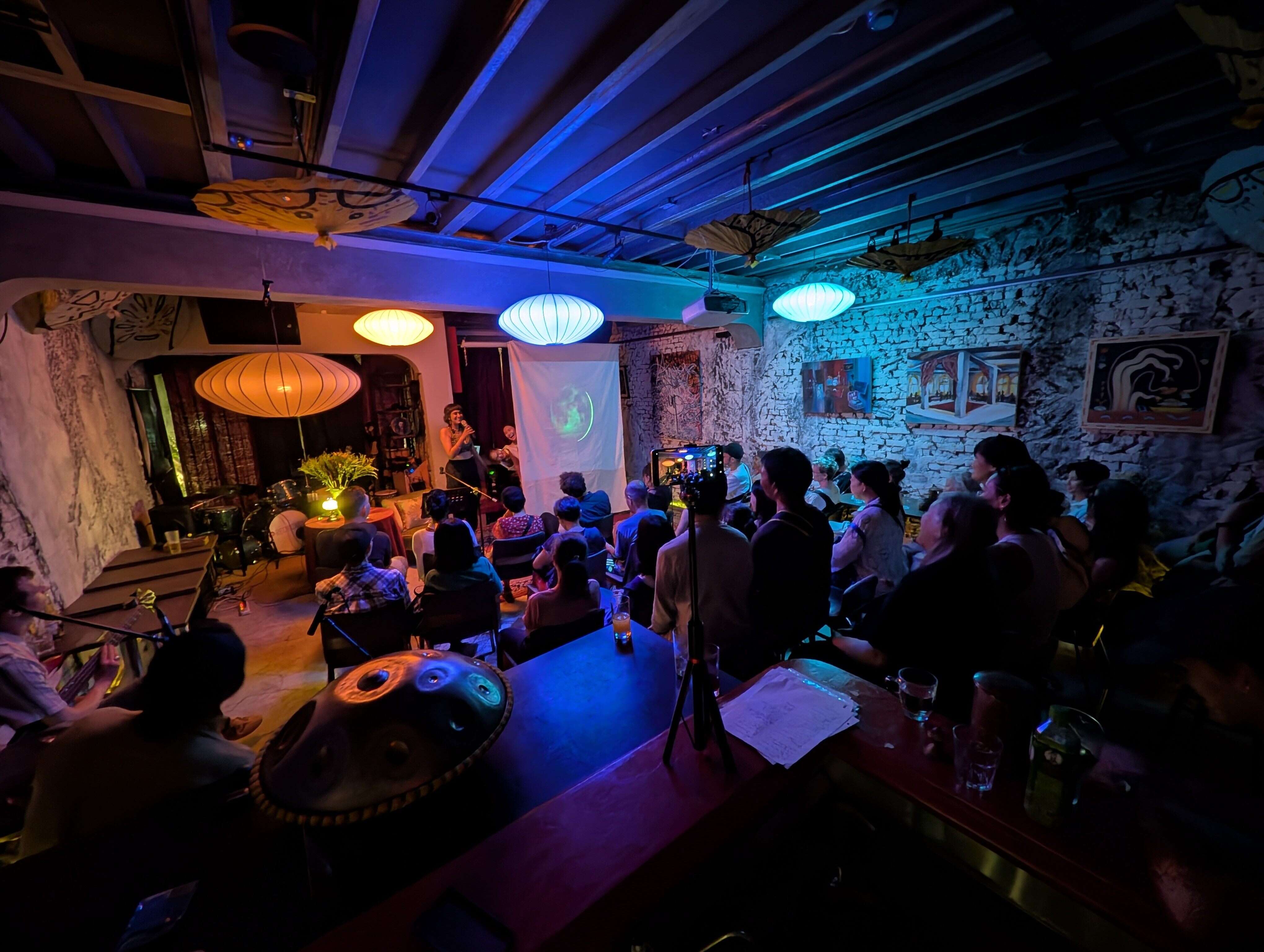 9月6日 紅房餐酒館《Luna|月夜敘事手碟劇場》演出現場(圖片來源：臺北市政府文化局)