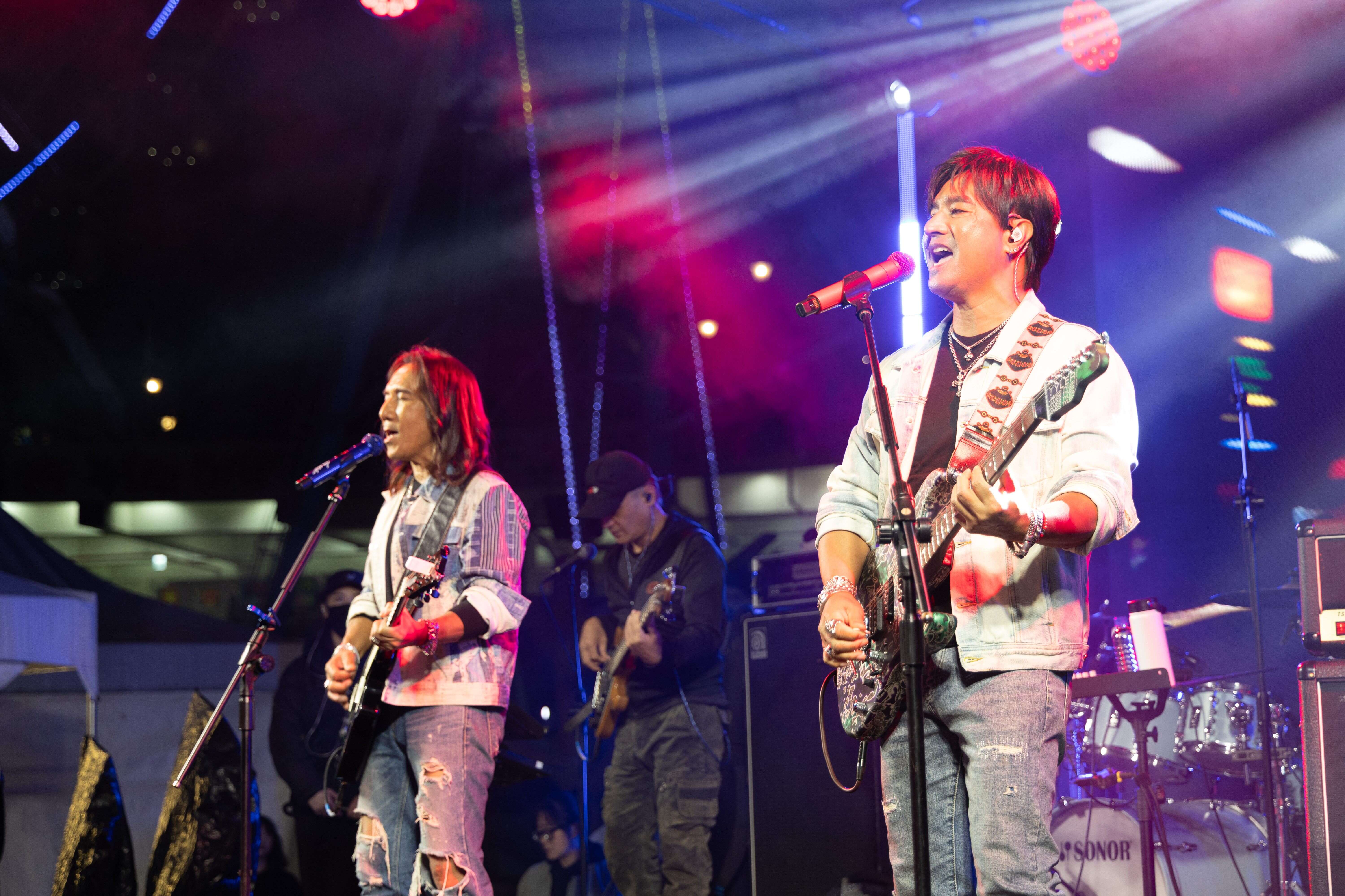 「动力火车燃炸舞台，经典金曲全场大合唱」（图片来源：台北大众捷运股份有限公司）