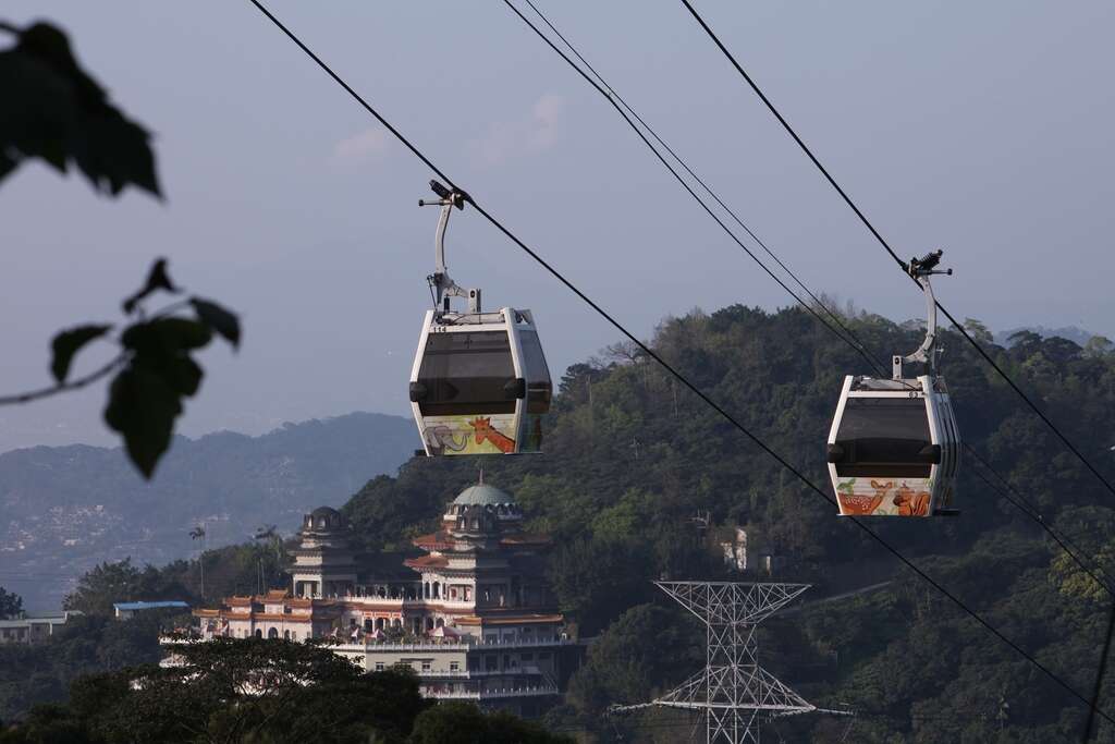 Maokong Gondola County/City Week Campaign Offers Ride at NT$50
