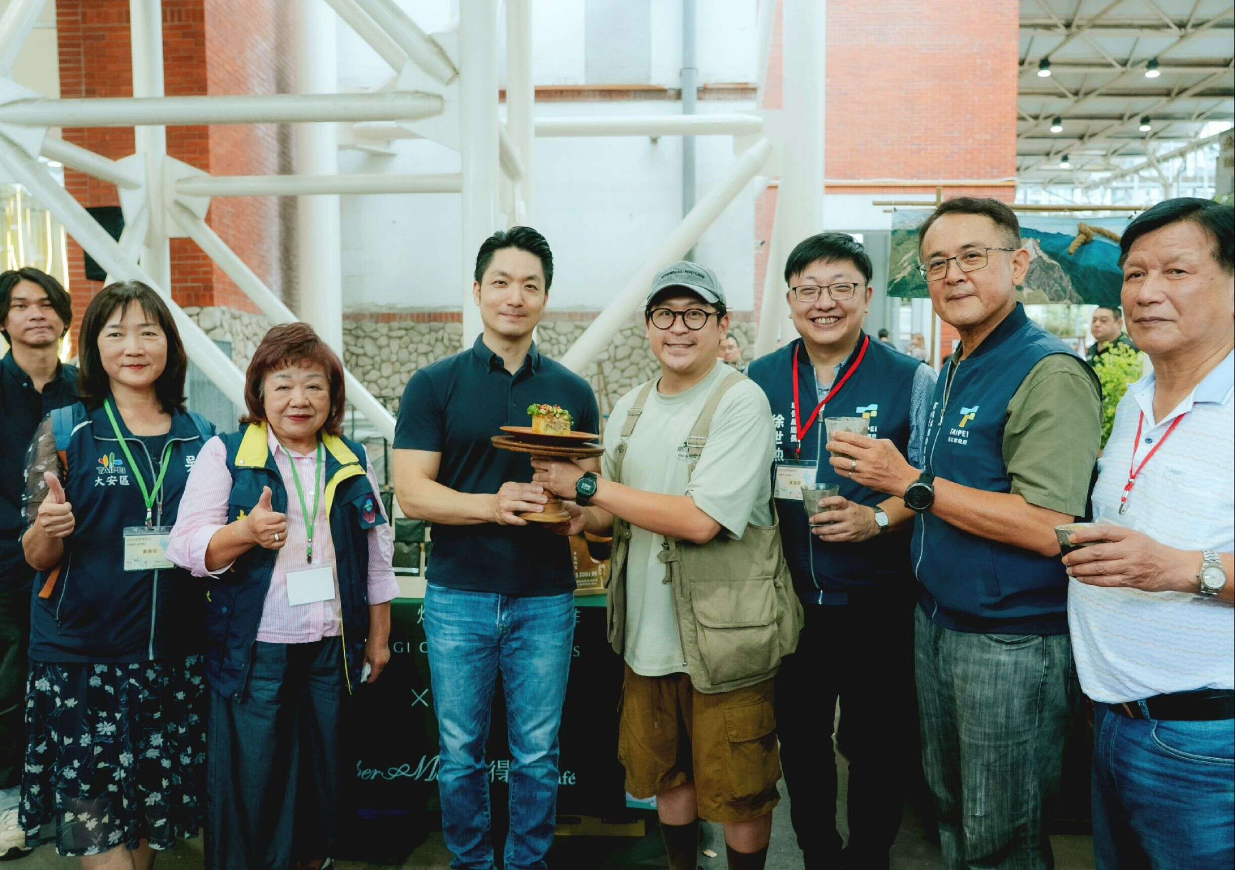 市长与市民交流体验园游会活动（图片来源：台北市政府环境保护局）