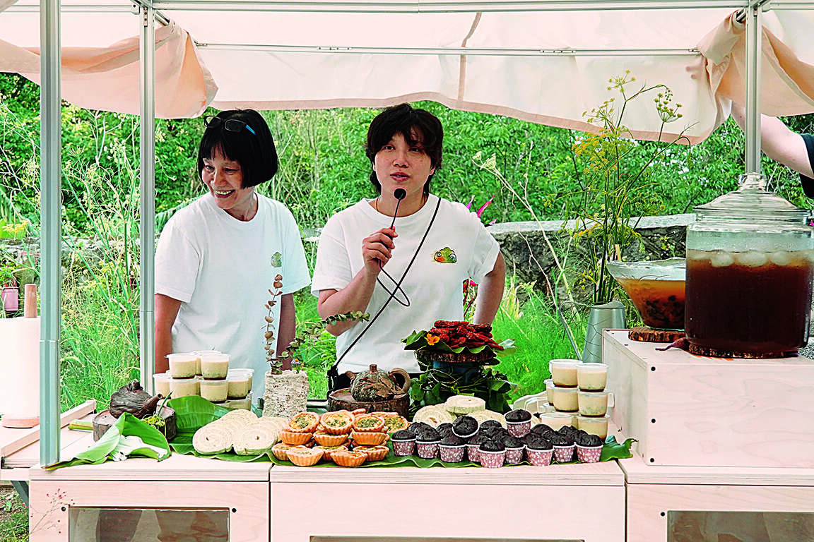 由學生開設的「Gulp Cafe」，邀請旅人品味山城的生活節奏。