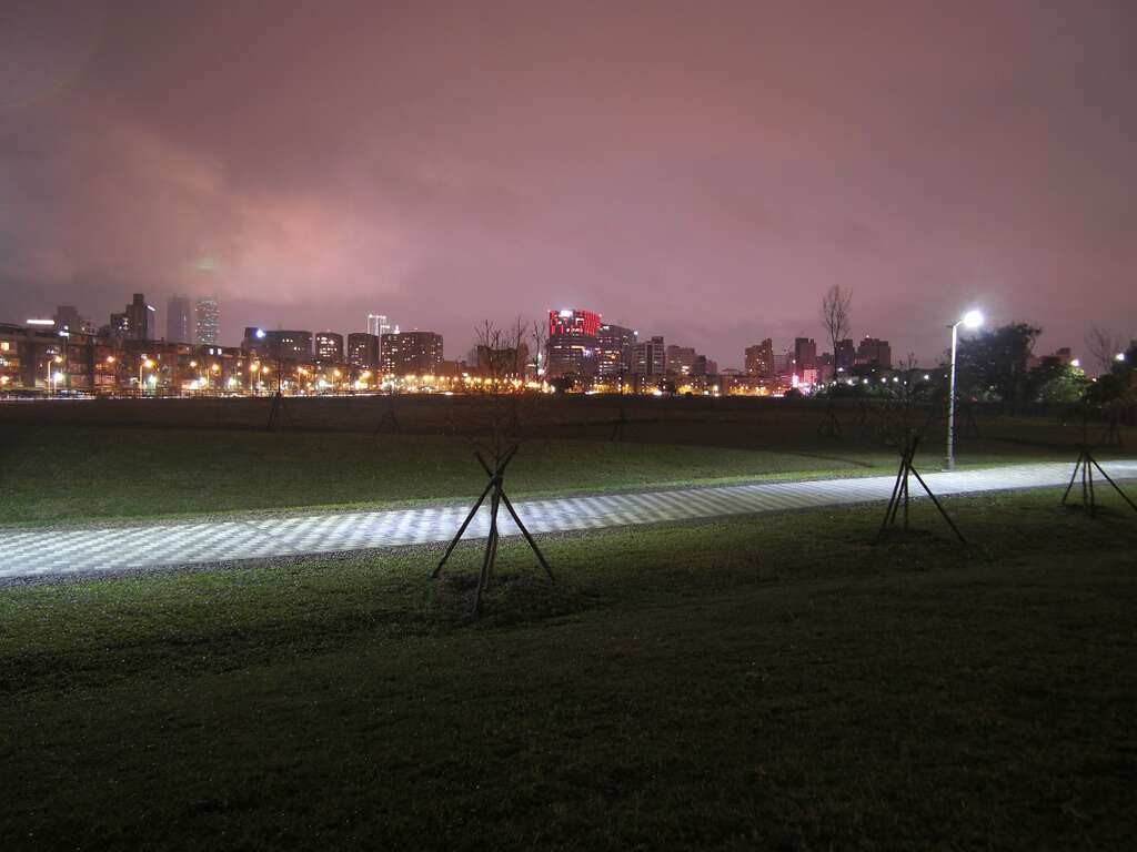 圖2-公園夜景