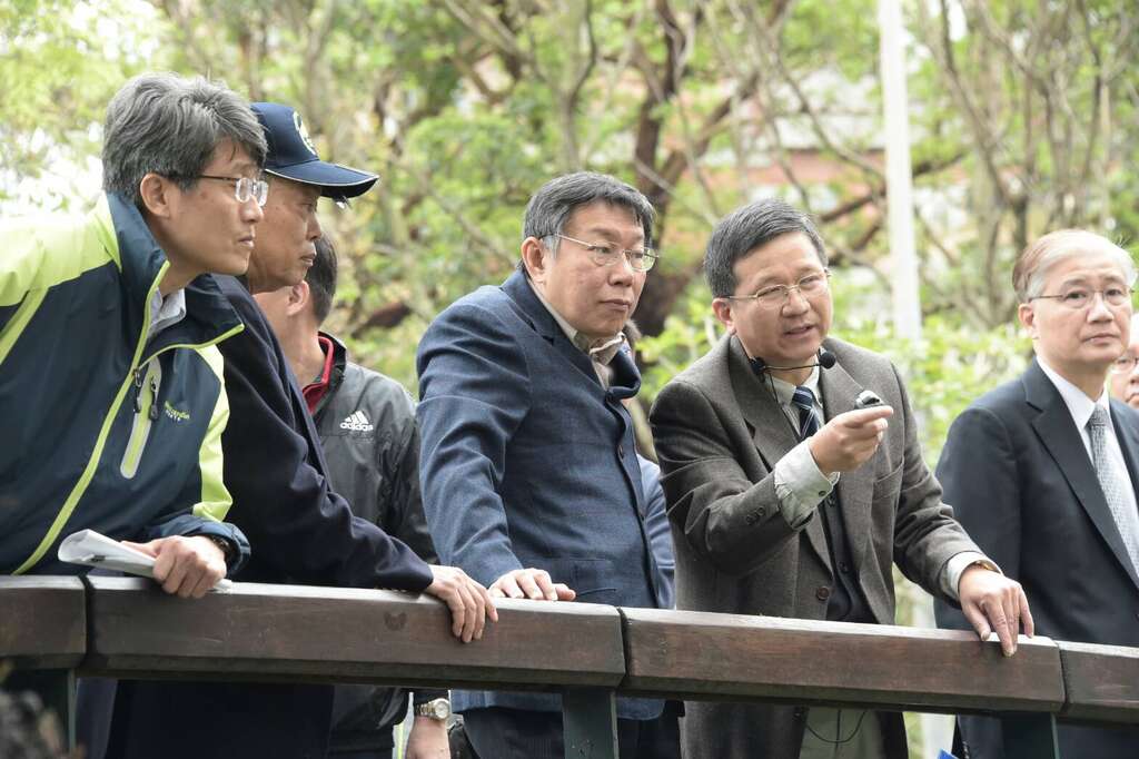 台大总务长王根树说明瑠公圳复育规划