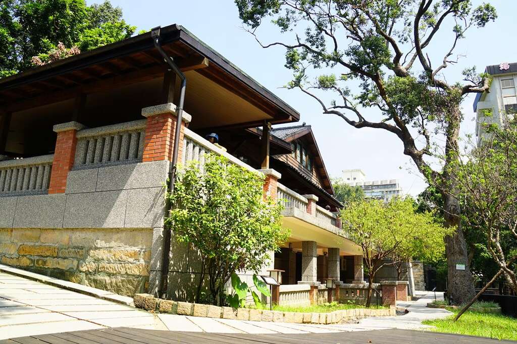本週六「藝」起來梅庭 賞舞蹈‧吟漢詩‧聽琴音‧品茗茶